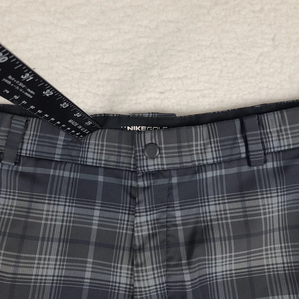 Nike golf shorts